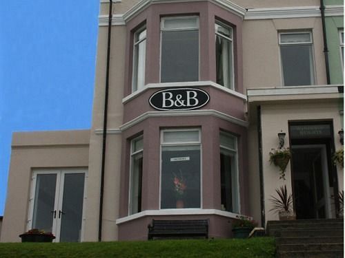 Wanderin Heights Bed & Breakfast Portstewart Exterior photo