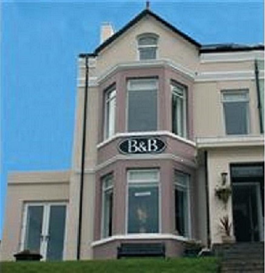 Wanderin Heights Bed & Breakfast Portstewart Exterior photo